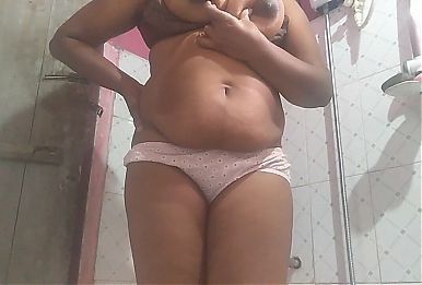 Indian Servant big boobs dammi
